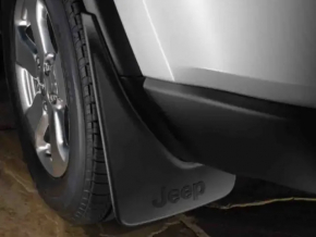 Брызговик задний правый Jeep Grand Cherokee WK2 11-22