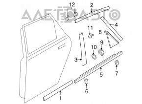 Накладка двери боковая задняя левая Mazda3 03-09 HB