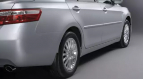 Накладка двери нижняя задняя правая Toyota Camry v40