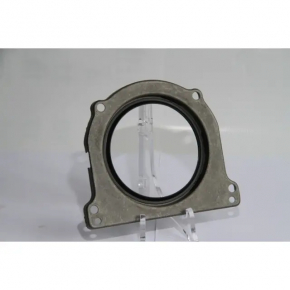 Крышка коленвала Mercedes CLA 250 14-19 2.0T