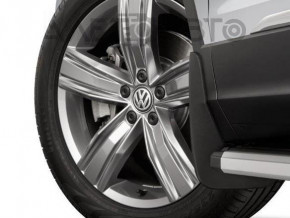 Брызговик переднего бампера правый VW Tiguan 18-21