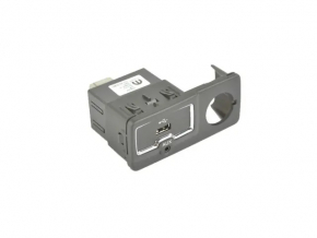 Блок USB AUX Jeep Renegade 15-18 царапины