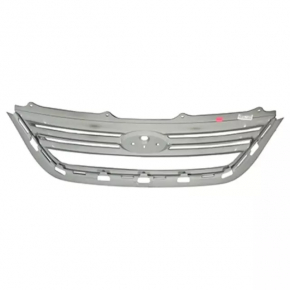 Решетка радиатора grill Ford Fiesta 11-13 дорест в сборе, без значка