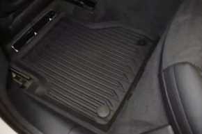 Коврик салона резина передний левый Audi A6 C8 19-24 черная