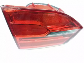 Lampa interioară pentru capacul portbagajului stânga VW Jetta 11-14 SUA nou, neoriginal