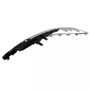 Решетка радиатора grill правая Lincoln MKX 16-18 черн