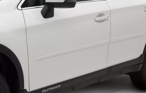 Накладка двери по центру передняя левая Subaru Outback 15-17