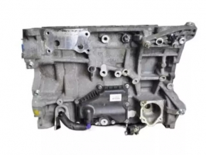 Блок цилиндров голый Ford Escape 13-19 2.5