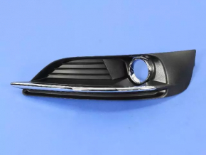 Решетка бампера правая Chrysler 200 11-14 хром под птф