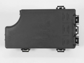 Блок предохранителей подкапотный Chrysler 200 11-14