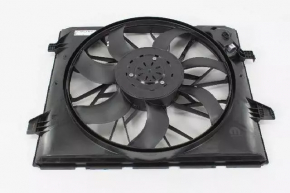 Диффузор кожух радиатора голый Dodge Durango 11-13 3.6, 5.7 Heavy Duty Cooling