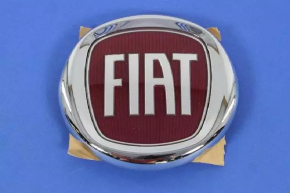 Эмблема значок двери багажника Fiat 500L 14-19 полез хром, воздух