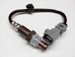 Лямбда-зонд передний второй Lexus RX300 RX330 04-06