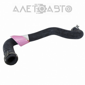 Патрубок охлаждения нижний Ford Fiesta 11-19 1.6