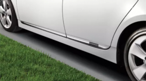 Молдинг двери нижний задний правый Toyota Prius 30 10-15