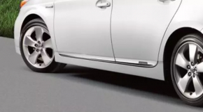 Молдинг двери нижний задний правый Toyota Prius 30 10-15