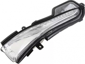 Поворотник зеркала правый Infiniti QX50 19-25