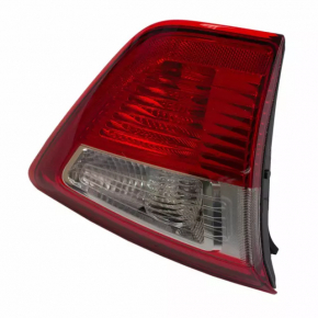 Фонарь внутренний крышка багажника левый Ford C-max MK2 13-16 дорест, микро-трещины, царапины
