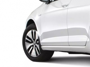 Брызговик передний левый VW Golf 15-21