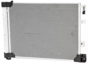 Радиатор кондиционера конденсер Nissan Sentra 13-19 1.8
