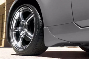 Брызговик передний левый Nissan 350z