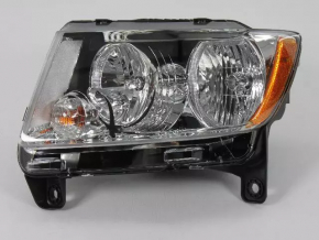 Фара передняя левая Jeep Grand Cherokee WK2 11-13 галоген