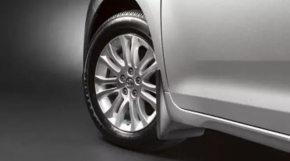 Брызговик задний левый Toyota Sienna 04-10