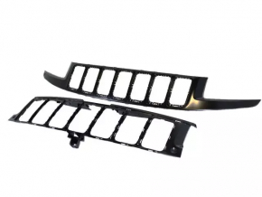 Решетка радиатора grill Jeep Grand Cherokee WK2 14-16 в сборе жалюзи