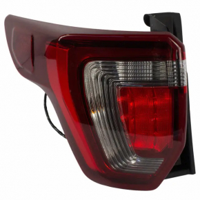 Фонарь левый Ford Explorer 16-19 level 3