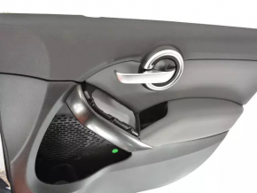 Обшивка двери карточка передняя правая Fiat 500X 16-16 черно-сер
