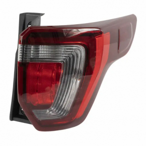 Фонарь правый Ford Explorer 16-19 level 3