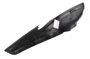 Уплотнитель решетки дворников левый Chevrolet Impala 14-20