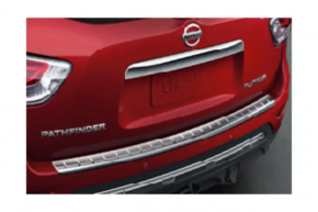 Накладка заднего бампера Nissan Pathfinder 13-16 хром