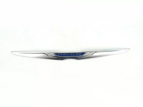 Эмблема крышки багажника Chrysler 200 4d 11-14