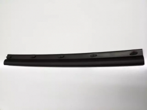 Уплотнитель капота правый VW Jetta 11-18 USA