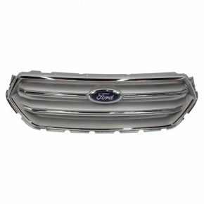 Решетка радиатора grill Ford Escape MK3 17-19 рест серая с хромом без эмблемы