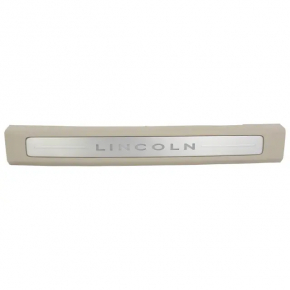 Garnitură prag față stânga Lincoln MKZ 17-20 crom cu iluminare din spate, bej