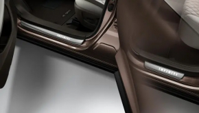 Накладка порога наружная задняя левая Infiniti QX50 22-22 хром с подсветкой