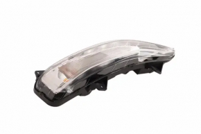 Поворотник правый Chevrolet Malibu 19-25 с LED DRL песок