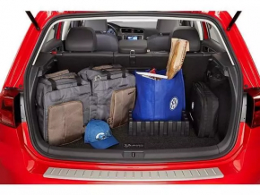 Ковер багажника ткань VW Golf 15-21 черный под чистку