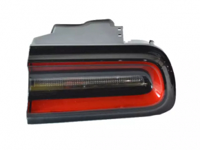 Фонарь правый Dodge Challenger 15-23 рест