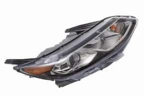 Фара передняя правая Chevrolet Volt 16-