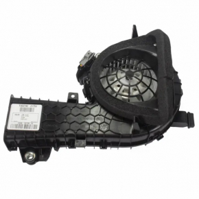Корпус вентилятора охлаждения батареи левый Ford Fusion mk5 13-20 plug-in