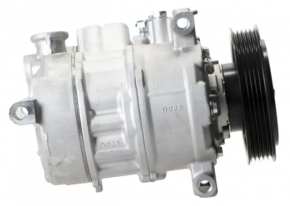 Компрессор кондиционера Mercedes CLA 250 14-19