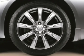 Центральный колпачок на диск Infiniti FX35 QX70 09-17 63.5мм