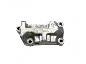 Кронштейн подушки двигателя правый Jeep Cherokee KL 19-23 2.0T