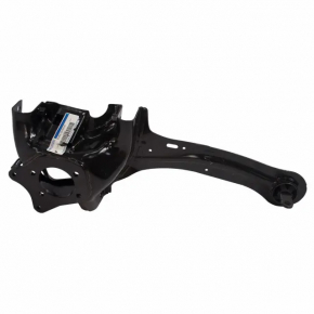Цапфа задняя левая Ford Focus mk3 11-18 с рычагом