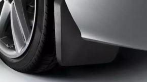 Брызговик передний левый Audi Q3 8U 15-18