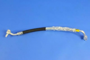 Conductă condensator-compresor aer condiționat pentru un Jeep Grand Cherokee WK2 15-22 3.6