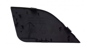 Заглушка буксировочного крюка переднего бампера правая Toyota RAV4 16-18